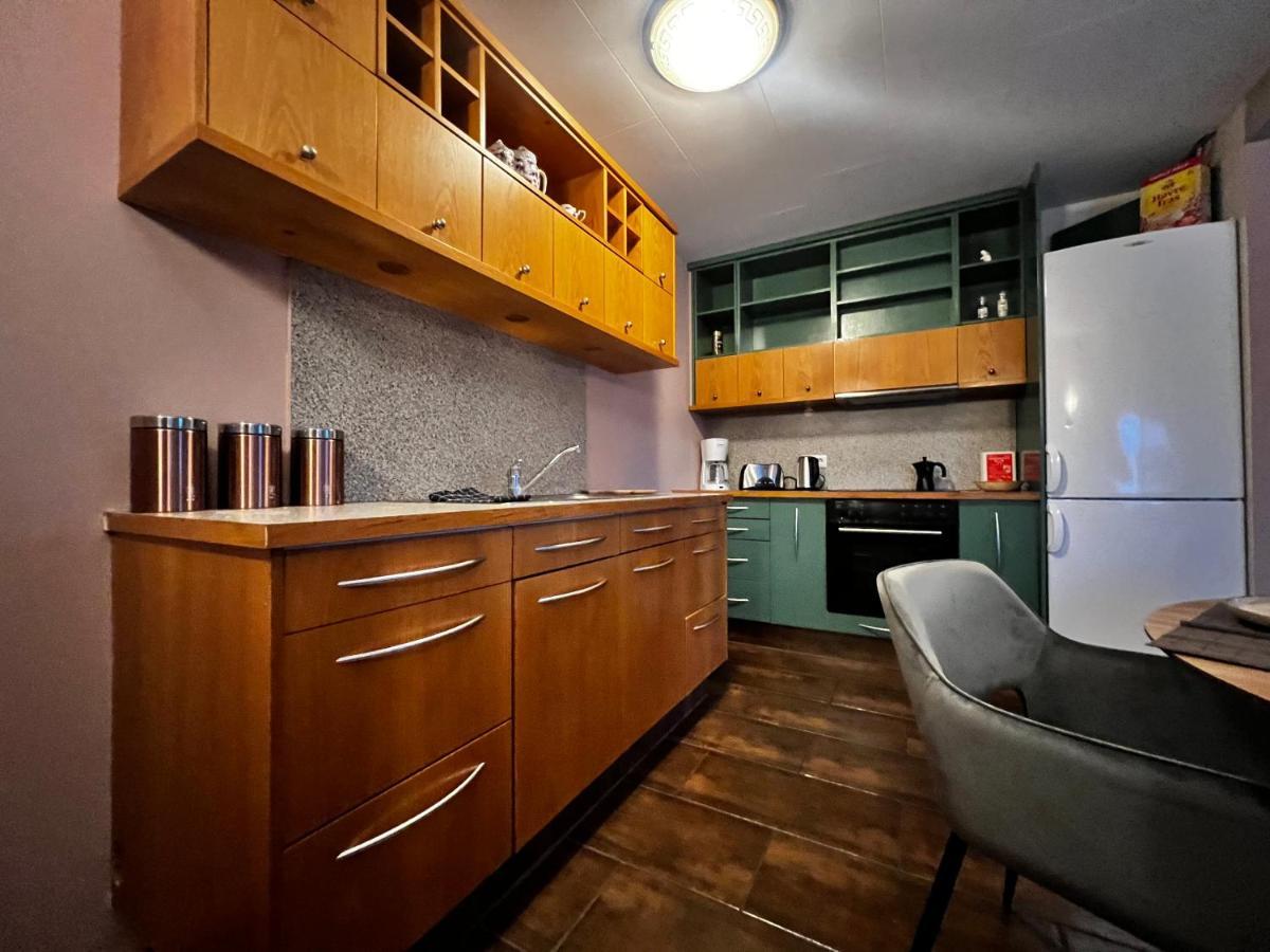 Akureyri Central Apartment Zewnętrze zdjęcie